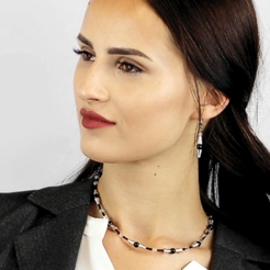 jewelry manufacturer with own production, located in Germany.